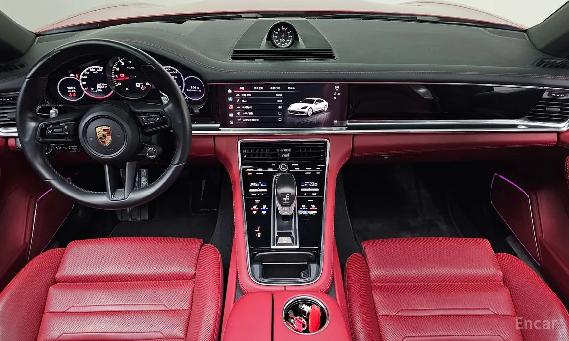 Фото 7 - Porsche Panamera