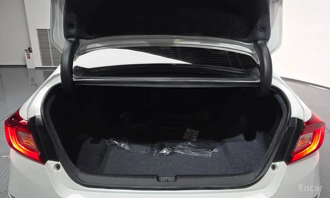 Фото 20 - Honda Accord