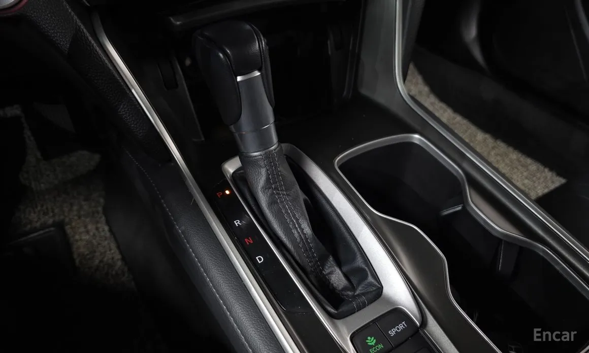 Фото 9 - Honda Accord