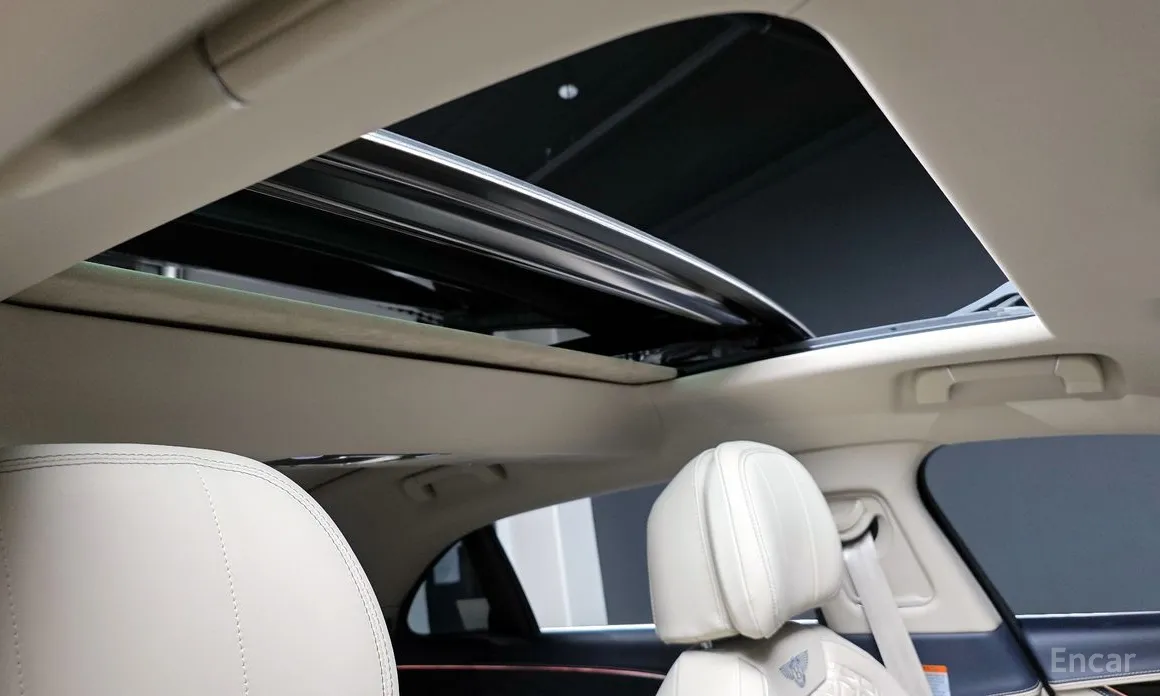 Фото 18 - Bentley Flying Spur