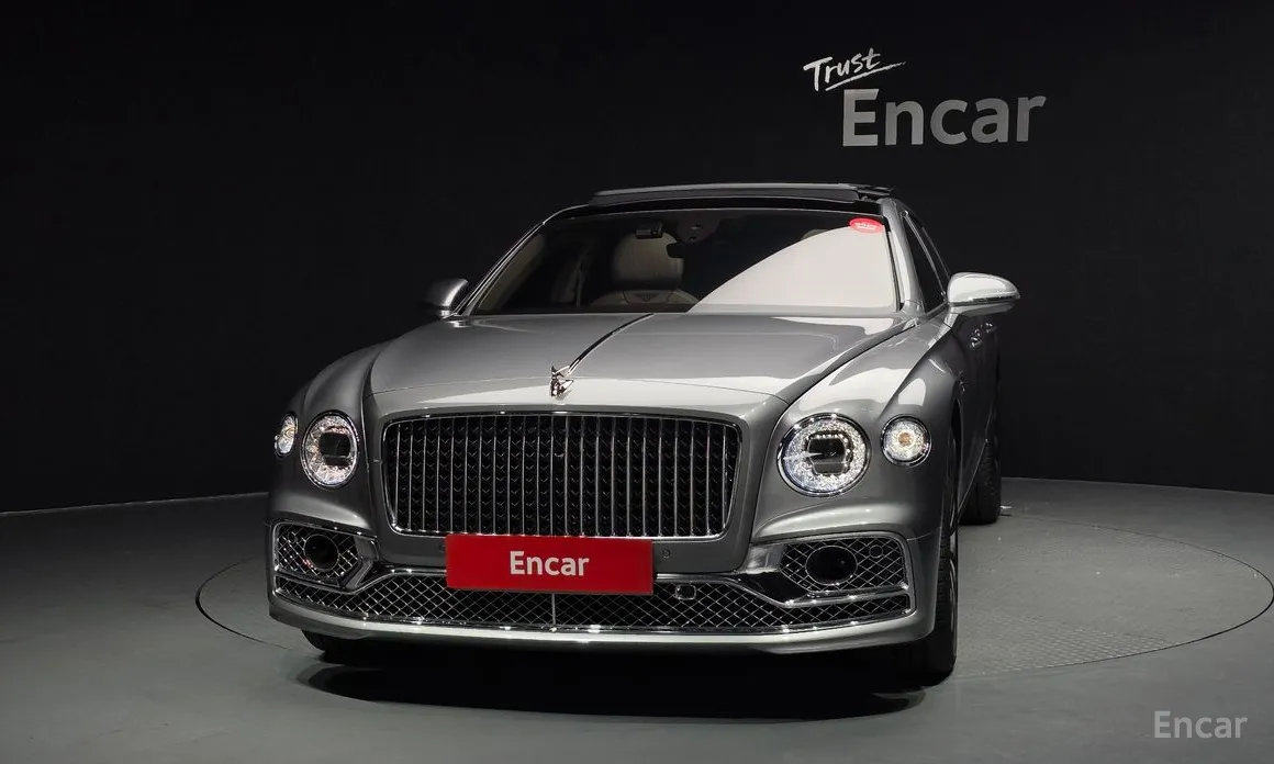 Фото 3 - Bentley Flying Spur