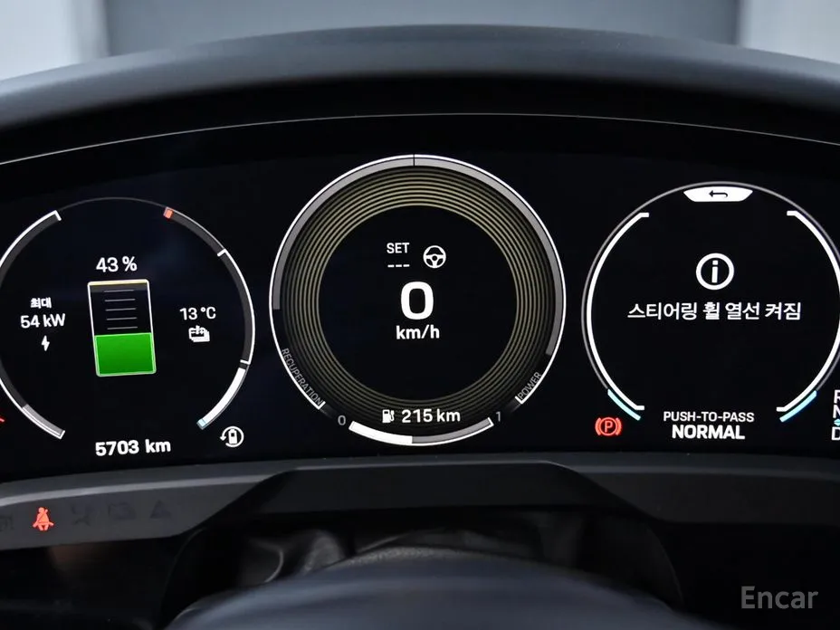 Фото 8 - Porsche Taycan