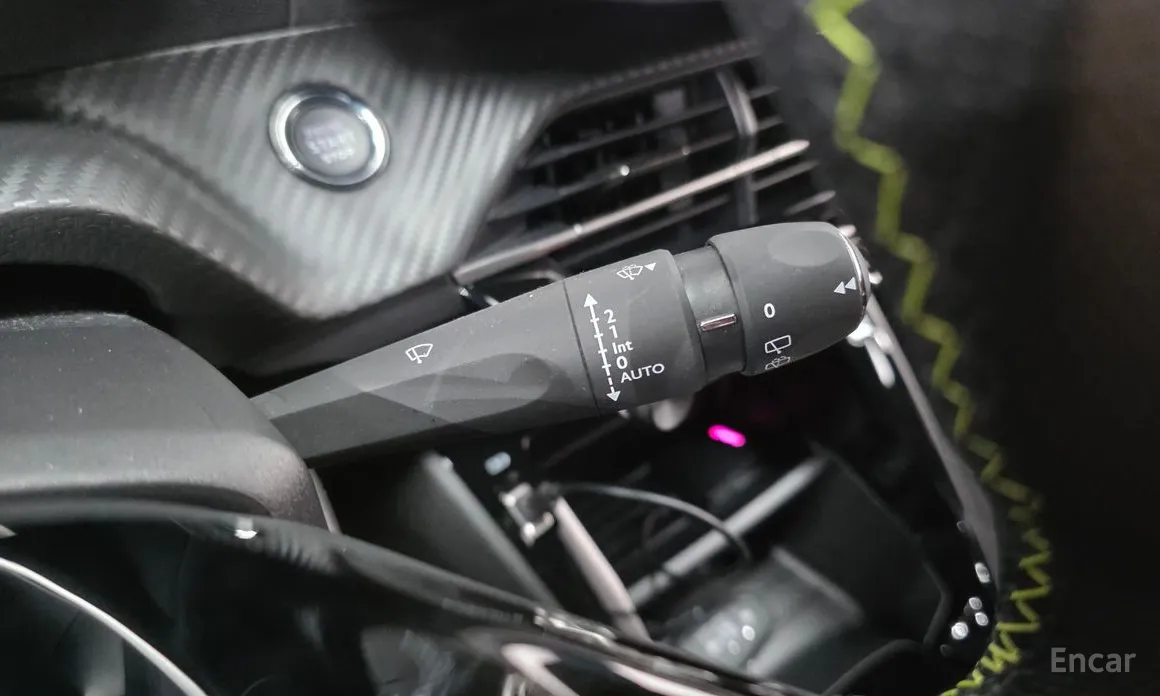 Фото 17 - Peugeot 208