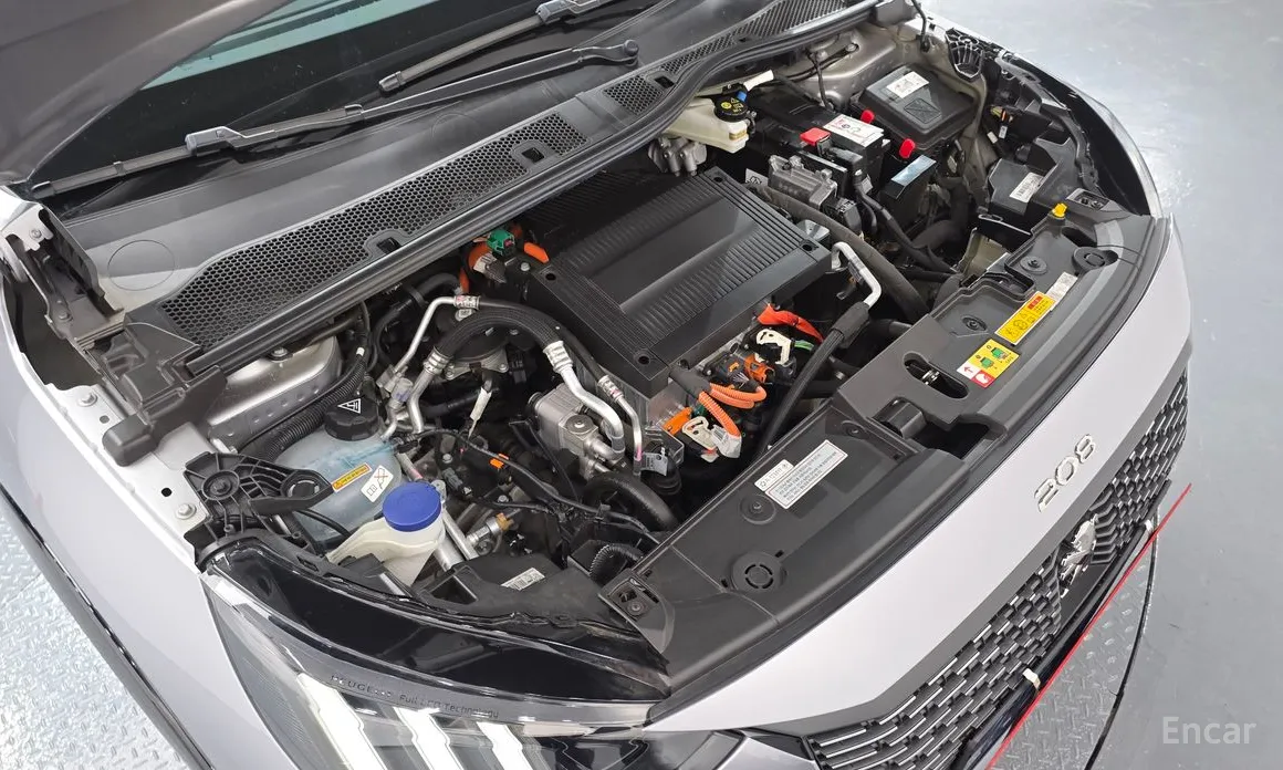 Фото 6 - Peugeot 208