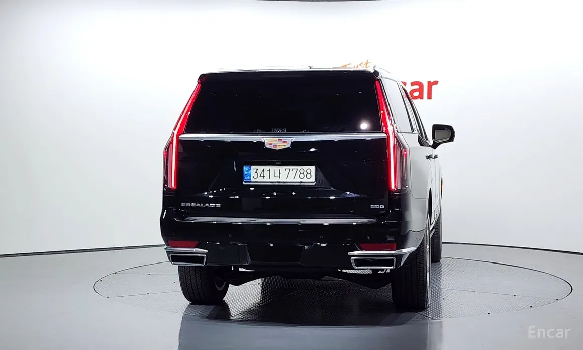 Фото 4 - Cadillac Escalade
