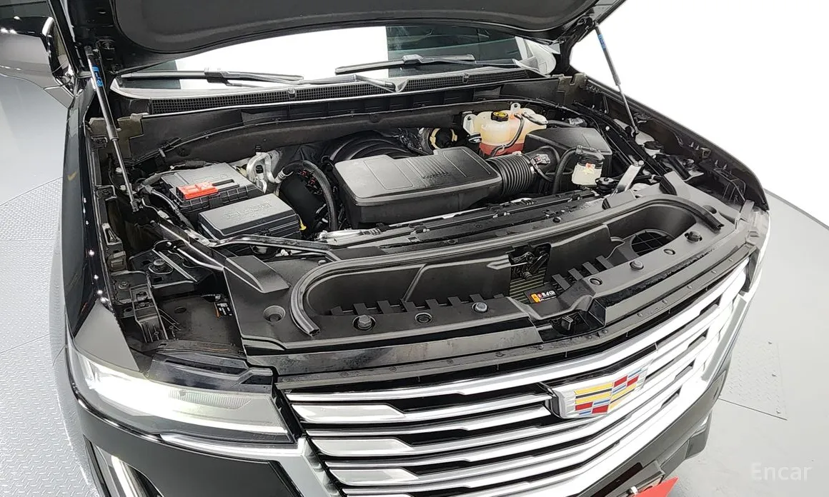 Фото 6 - Cadillac Escalade