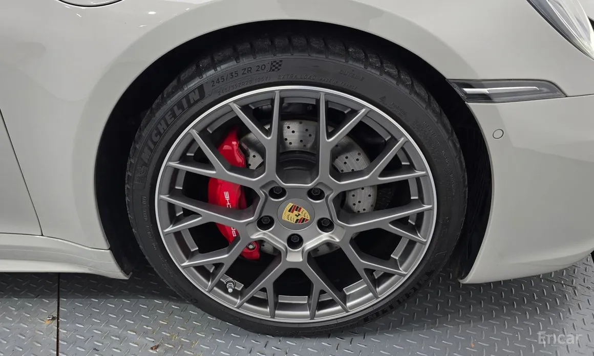 Фото 5 - Porsche 911