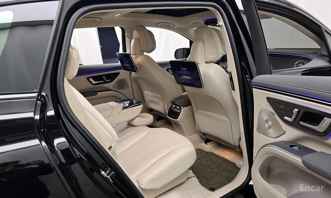 Фото 12 - Mercedes-Benz EQS