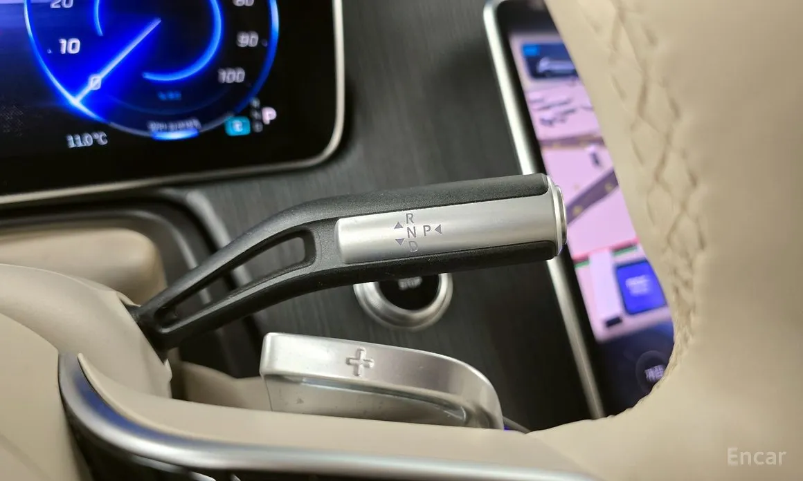 Фото 9 - Mercedes-Benz EQS