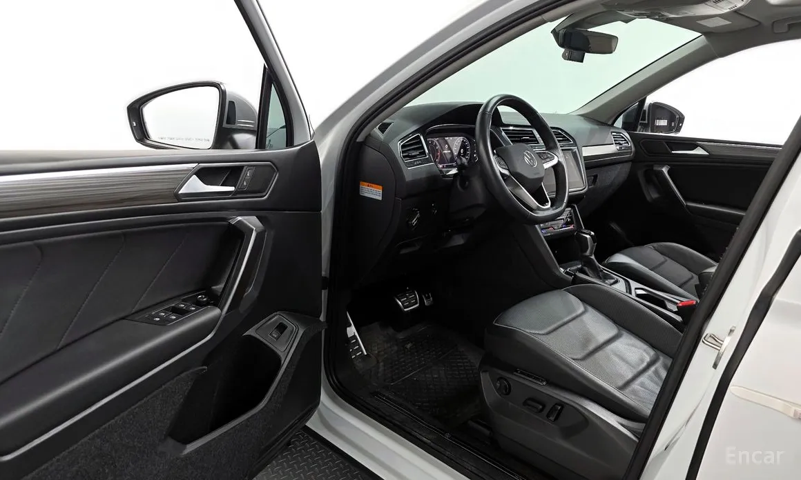 Фото 10 - Volkswagen Tiguan