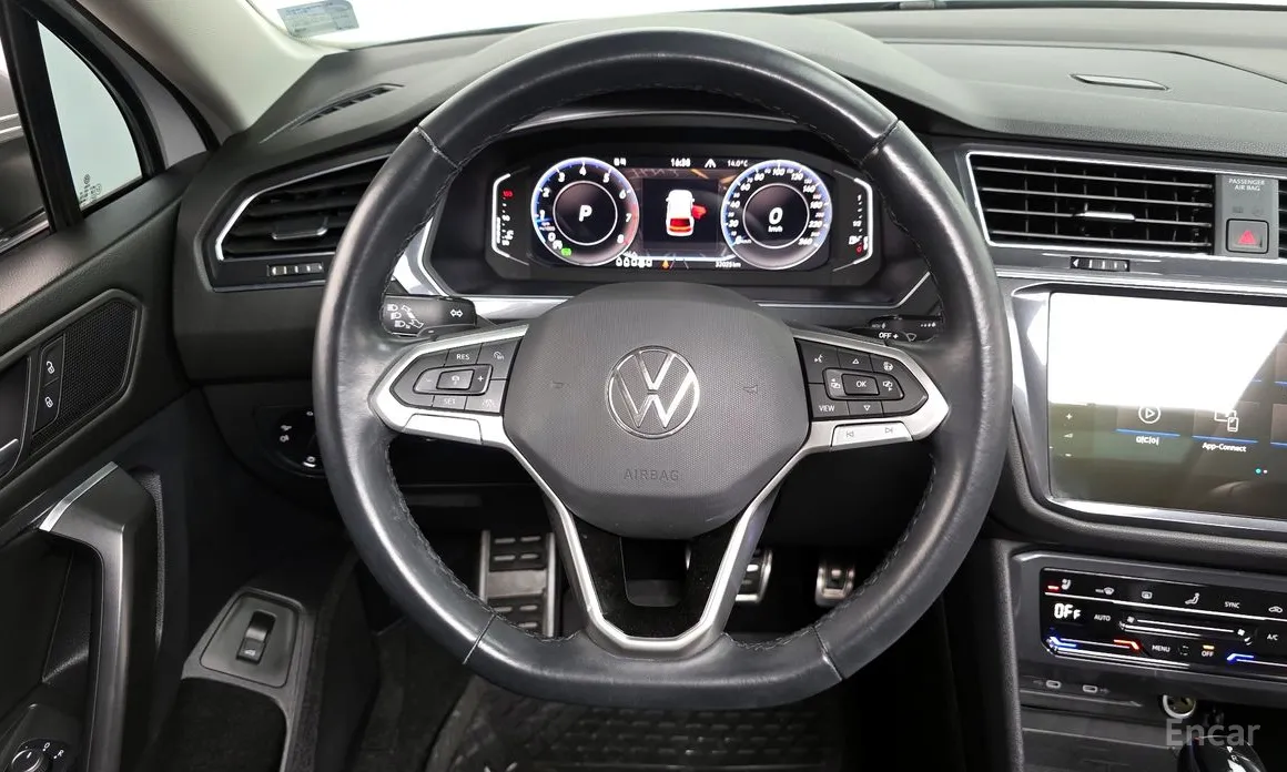Фото 13 - Volkswagen Tiguan