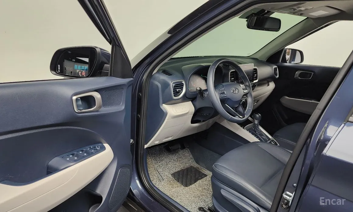 Фото 10 - Hyundai Venue