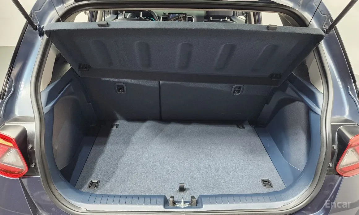 Фото 20 - Hyundai Venue