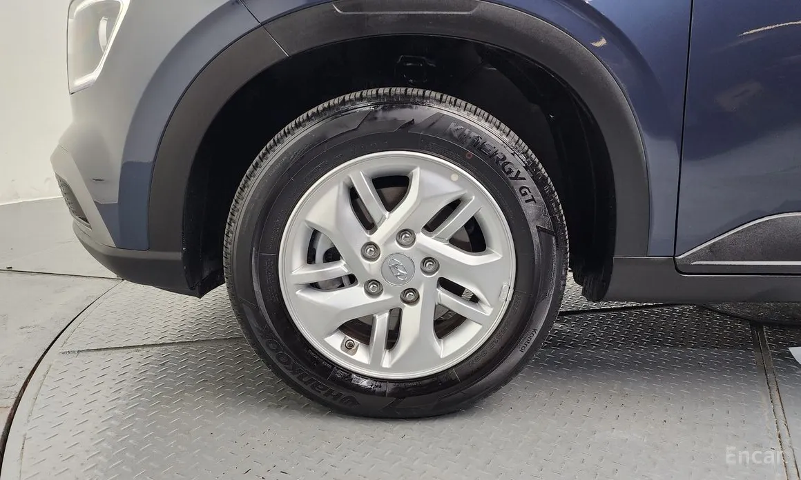 Фото 5 - Hyundai Venue