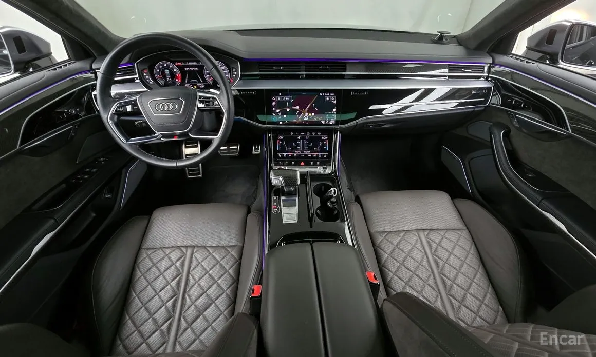 Фото 7 - Audi S8