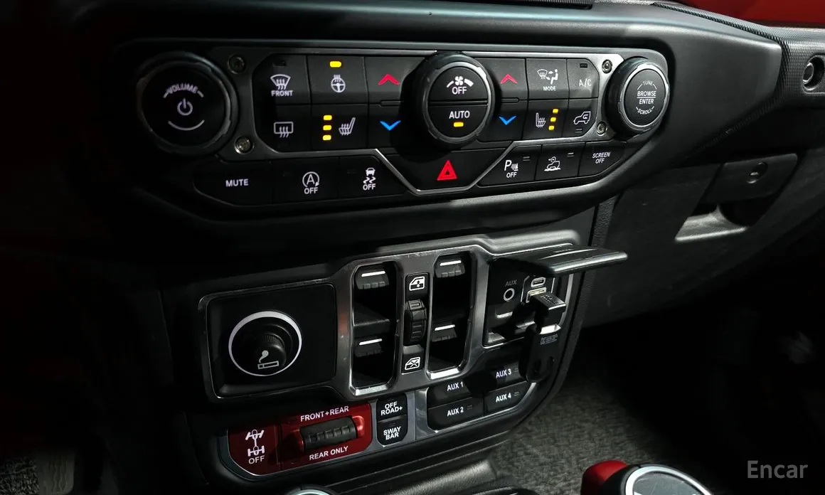 Фото 17 - Jeep Gladiator