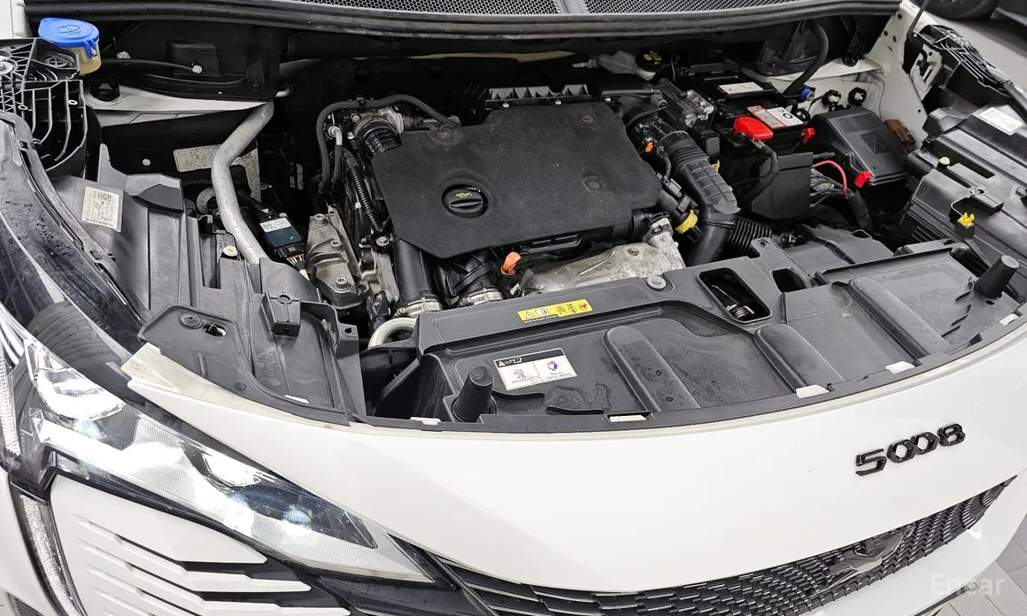 Фото 6 - Peugeot 5008