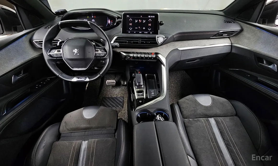 Фото 7 - Peugeot 5008