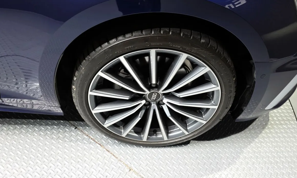 Фото 5 - Audi A5