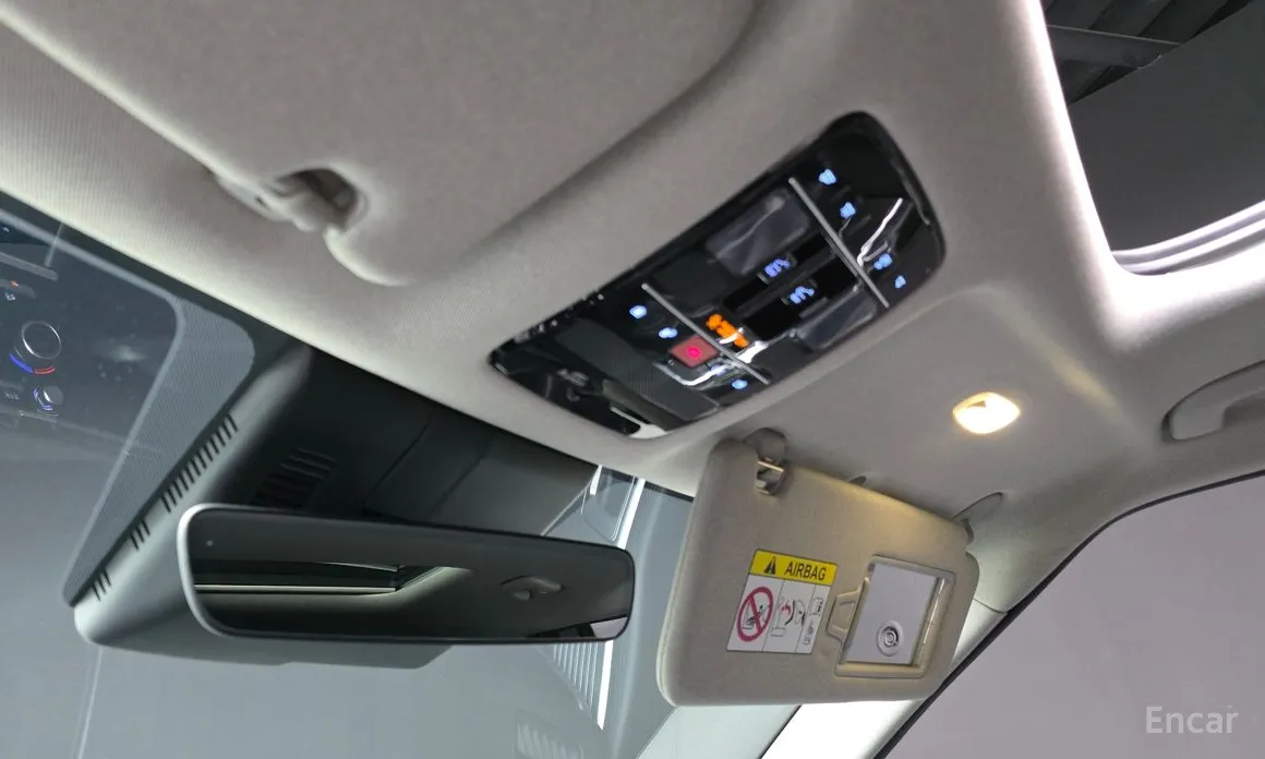 Фото 17 - Hyundai Santa Fe