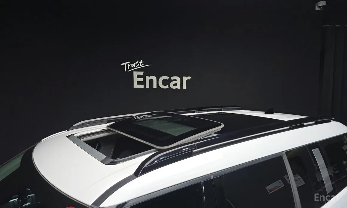 Фото 18 - Hyundai Santa Fe