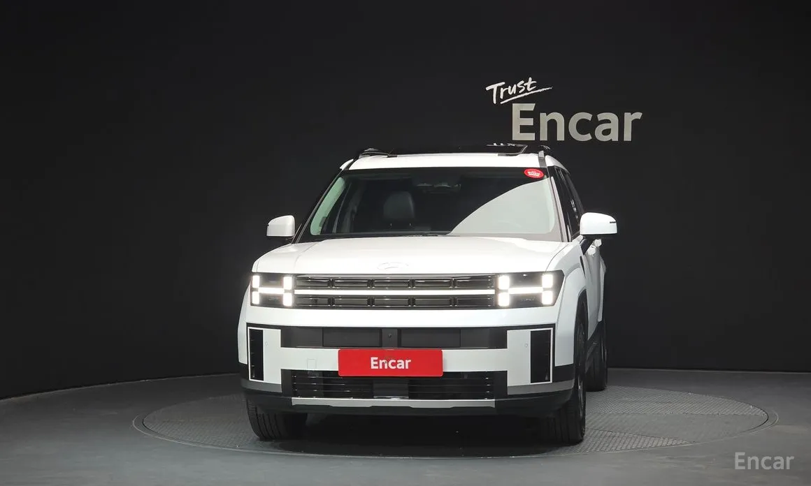 Фото 3 - Hyundai Santa Fe