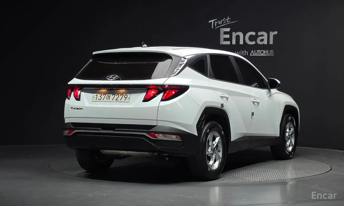 Фото 2 - Hyundai Tucson