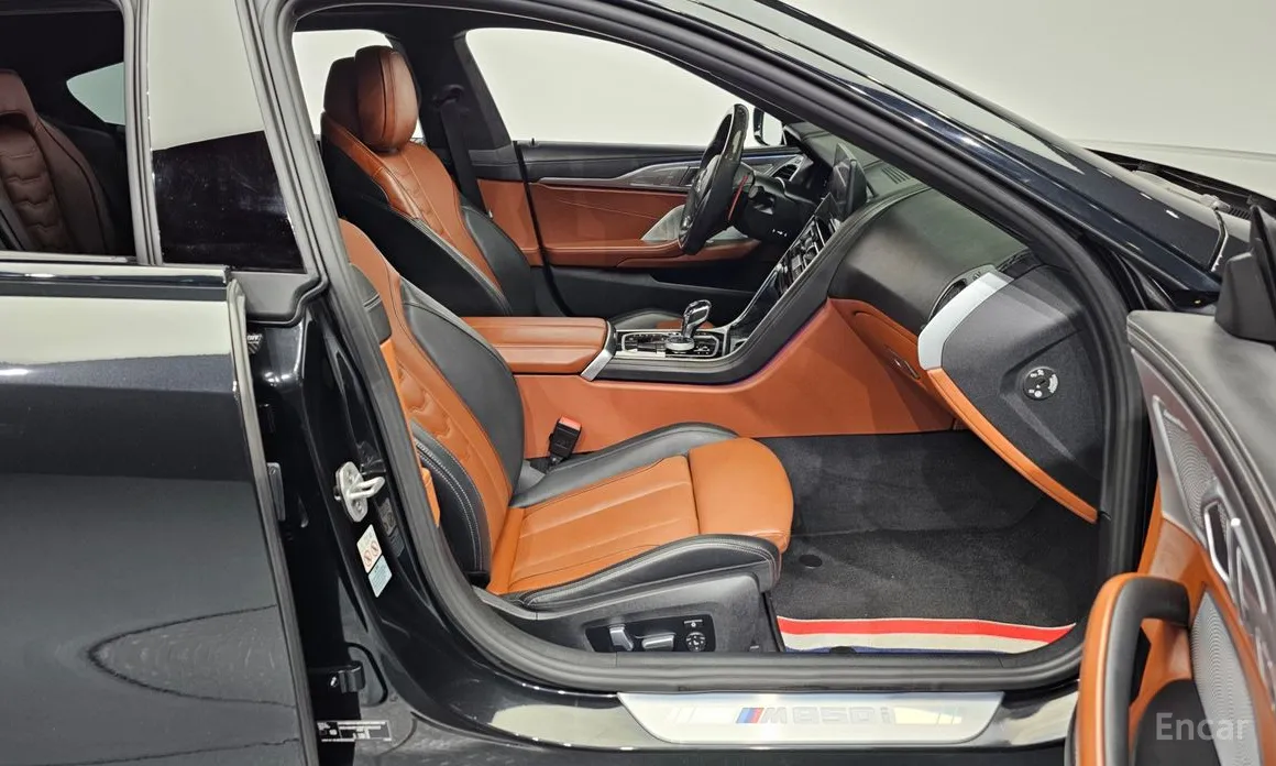 Фото 11 - BMW 8 Series