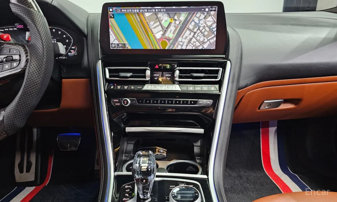 Фото 15 - BMW 8 Series