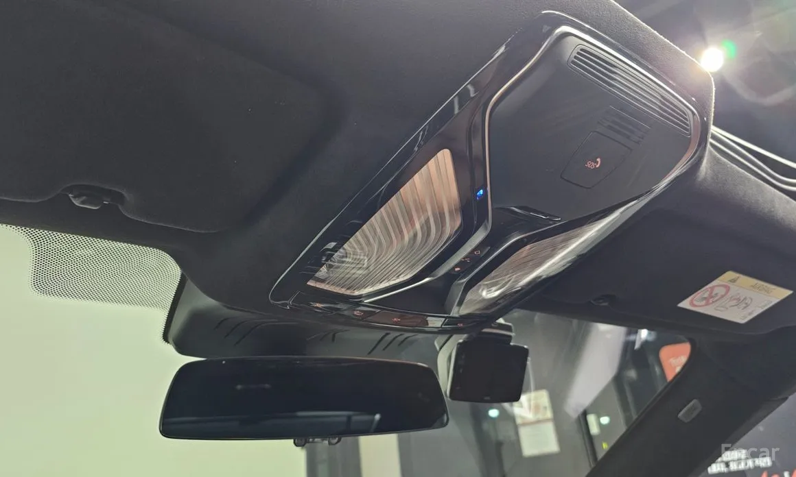 Фото 18 - BMW 8 Series