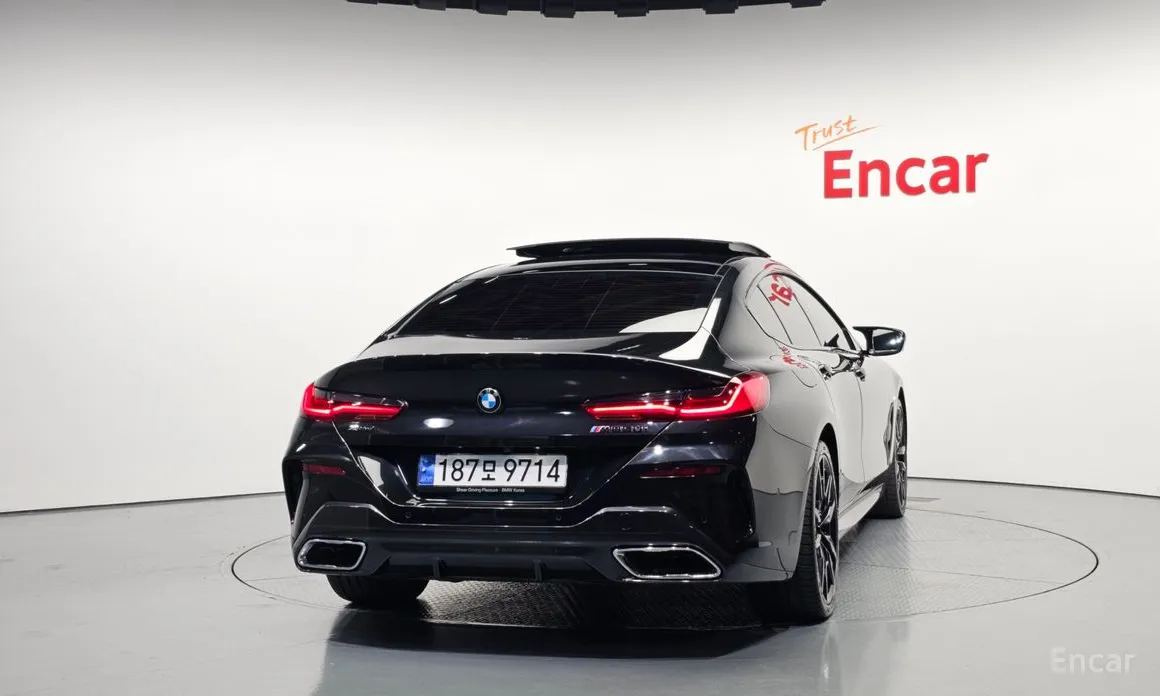 Фото 4 - BMW 8 Series