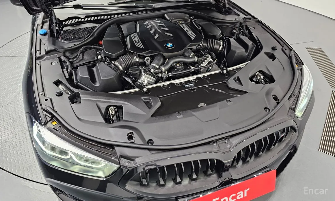 Фото 6 - BMW 8 Series