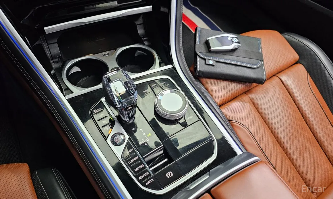 Фото 9 - BMW 8 Series