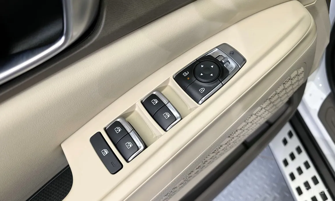 Фото 14 - Kia Carnival