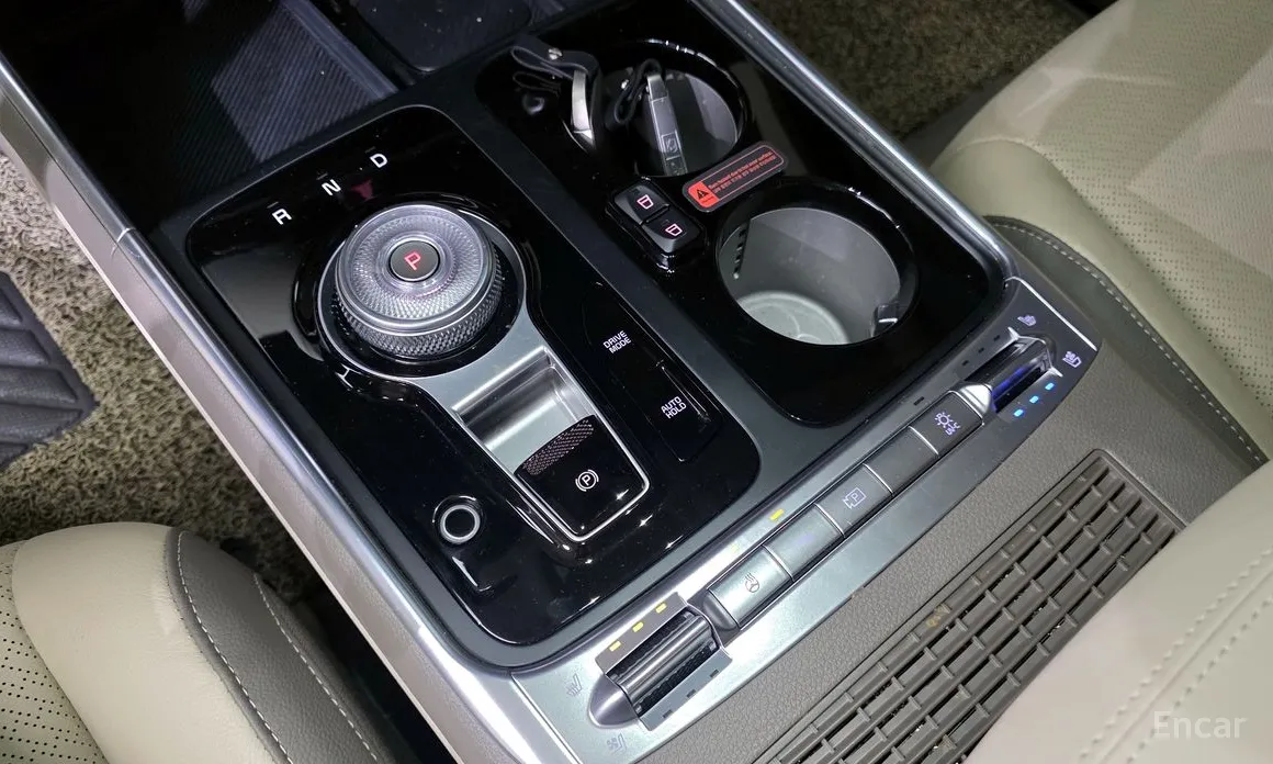 Фото 9 - Kia Carnival