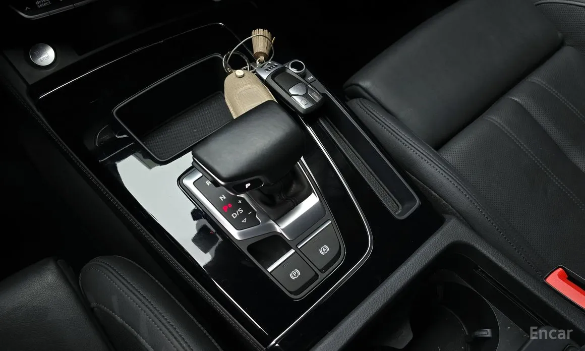 Фото 9 - Audi Q5