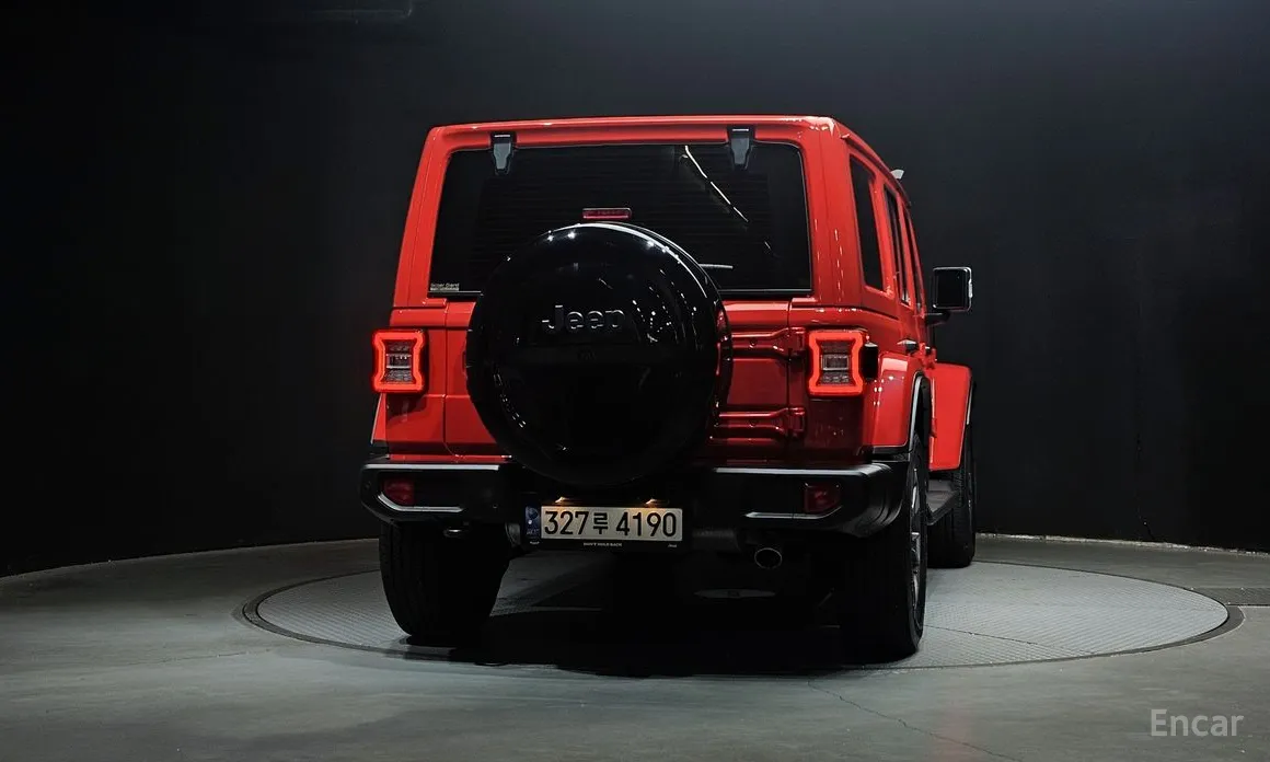 Фото 4 - Jeep Wrangler