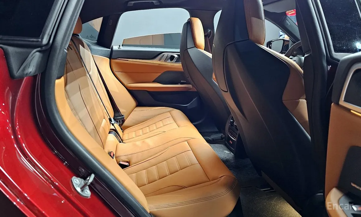 Фото 11 - BMW i4