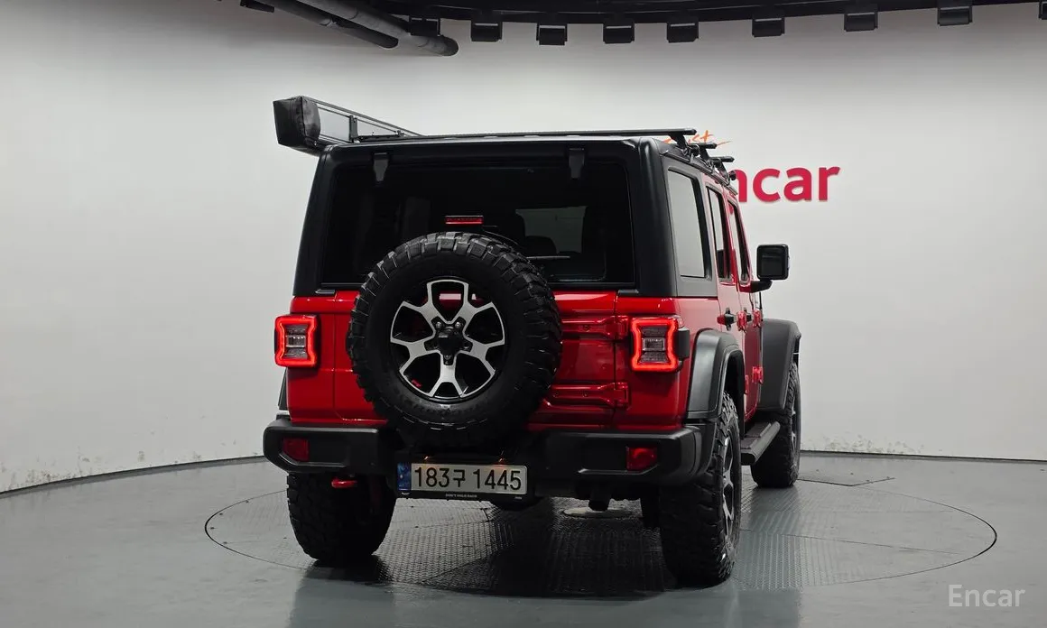 Фото 4 - Jeep Wrangler