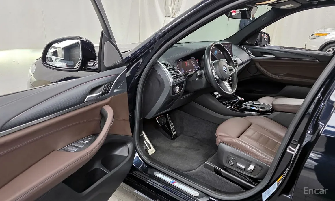 Фото 10 - BMW iX3