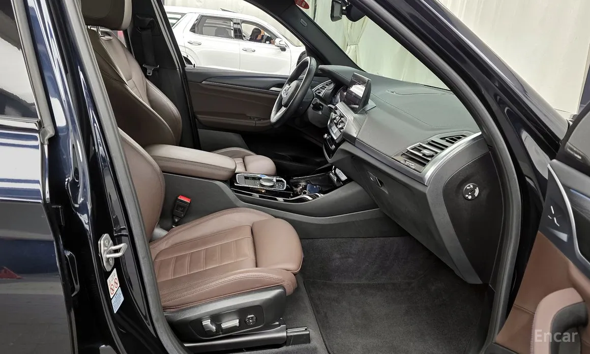 Фото 11 - BMW iX3