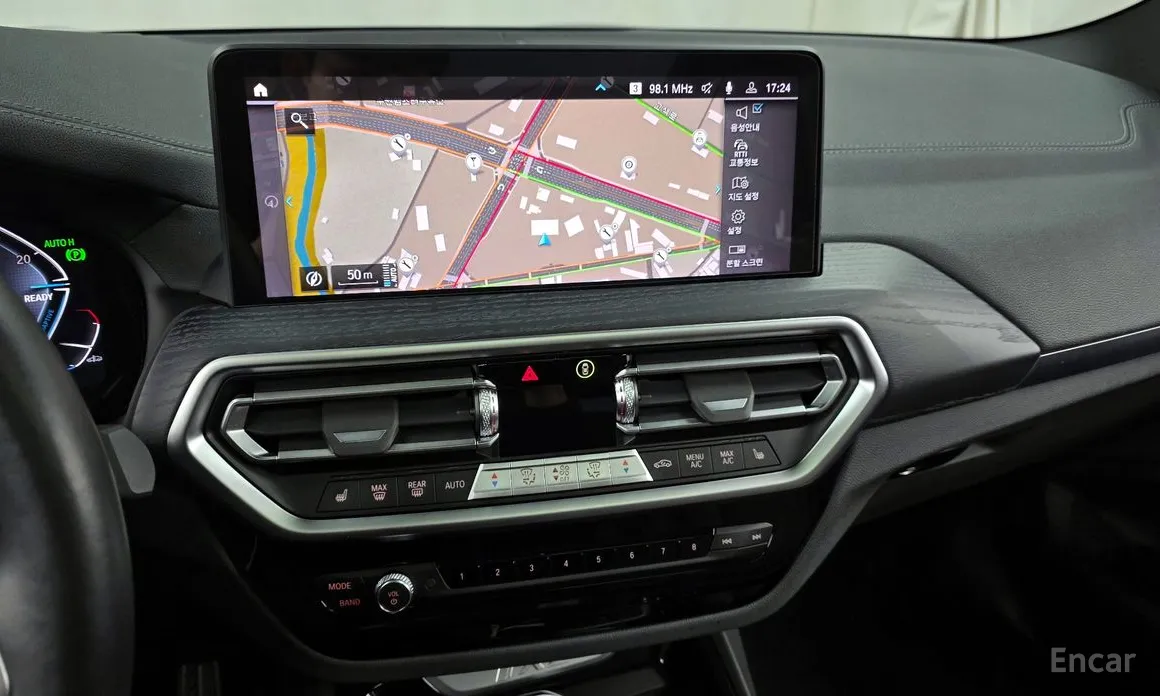 Фото 14 - BMW iX3