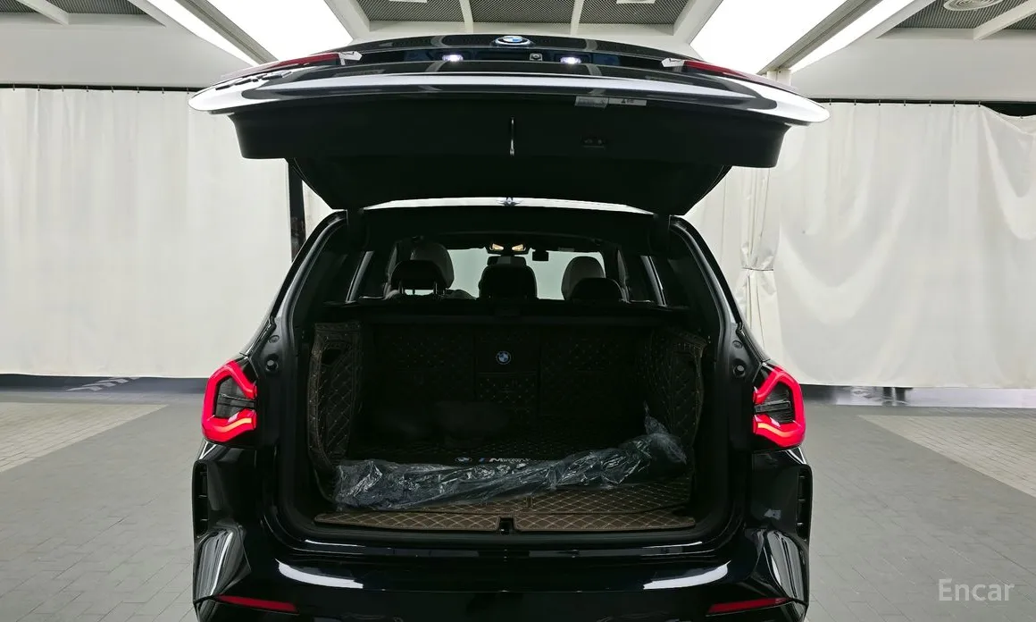 Фото 20 - BMW iX3