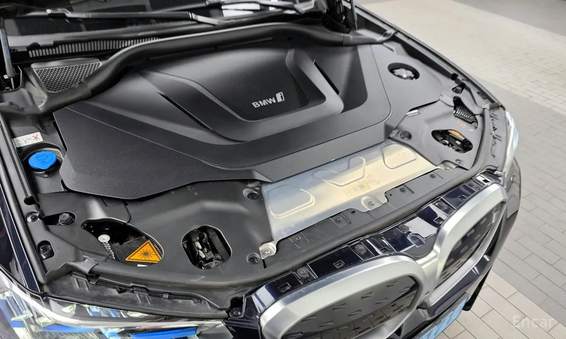 Фото 6 - BMW iX3