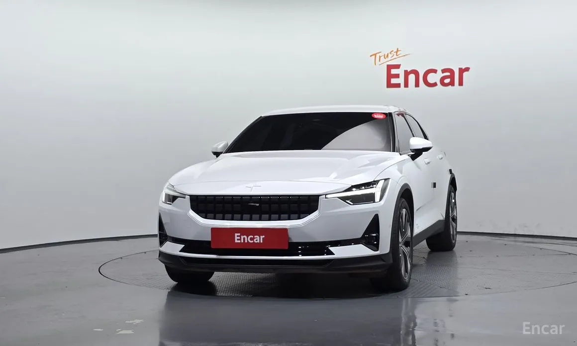 Фото 3 - Polestar 2