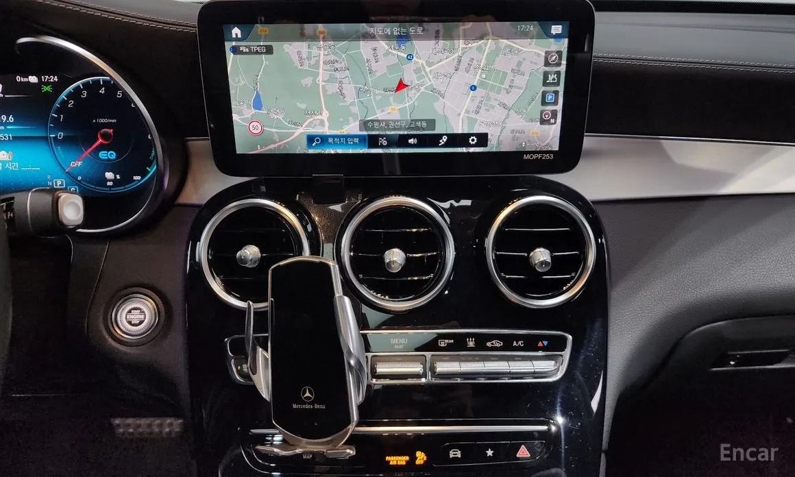 Mercedes-Benz GLC-Class 2016 GLC300e 4MATIC