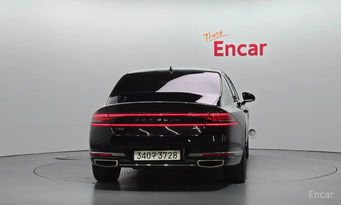 Фото 4 - Genesis G90