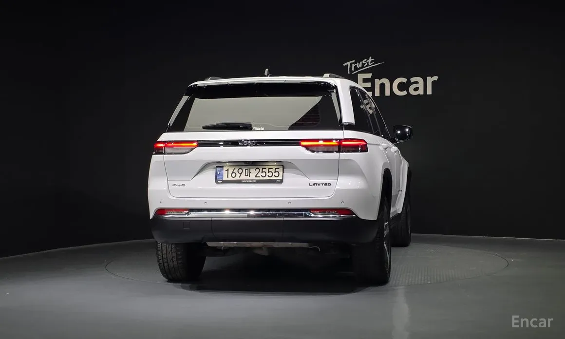 Фото 4 - Jeep Cherokee