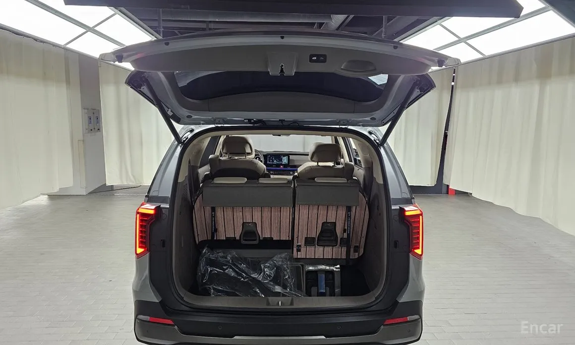 Фото 20 - Kia Carnival