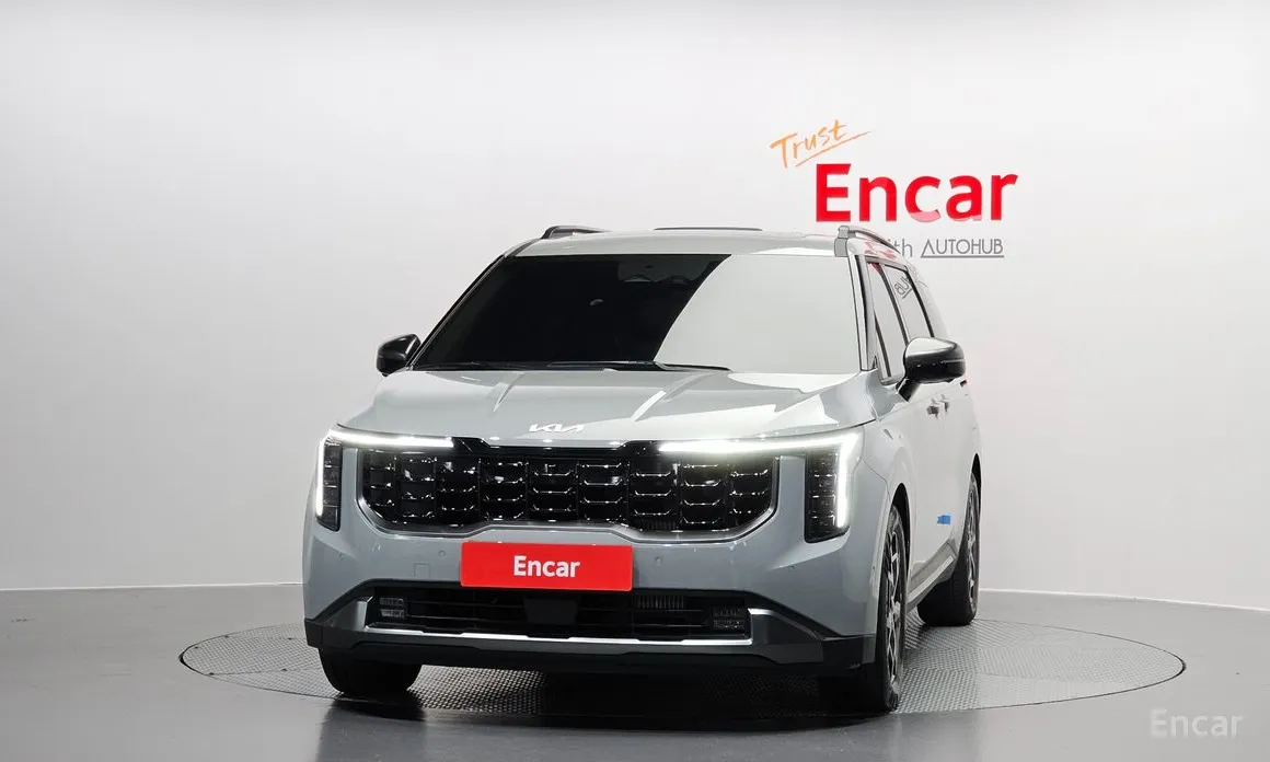 Фото 3 - Kia Carnival